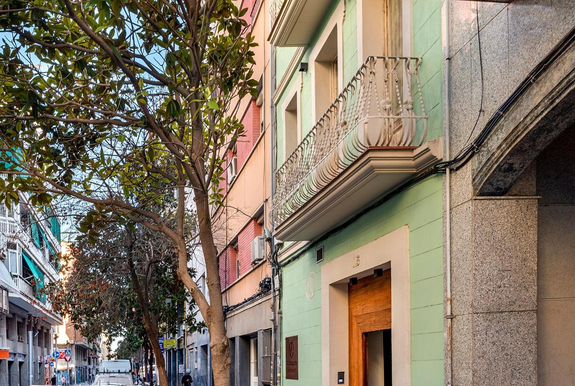 La Bodega Suites L'Hospitalet de Llobregat Exteriör bild